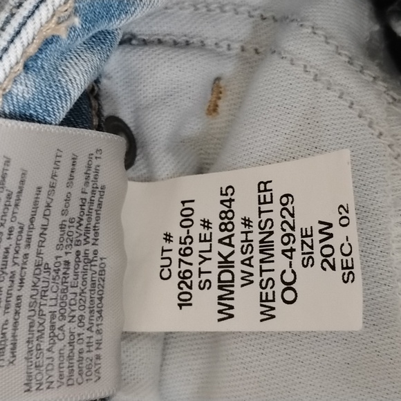 NYDJ Teresa Light Blue Wide Leg Frayed Comfy Denim Lift Tuck Technology Jeans - Picture 16 of 16